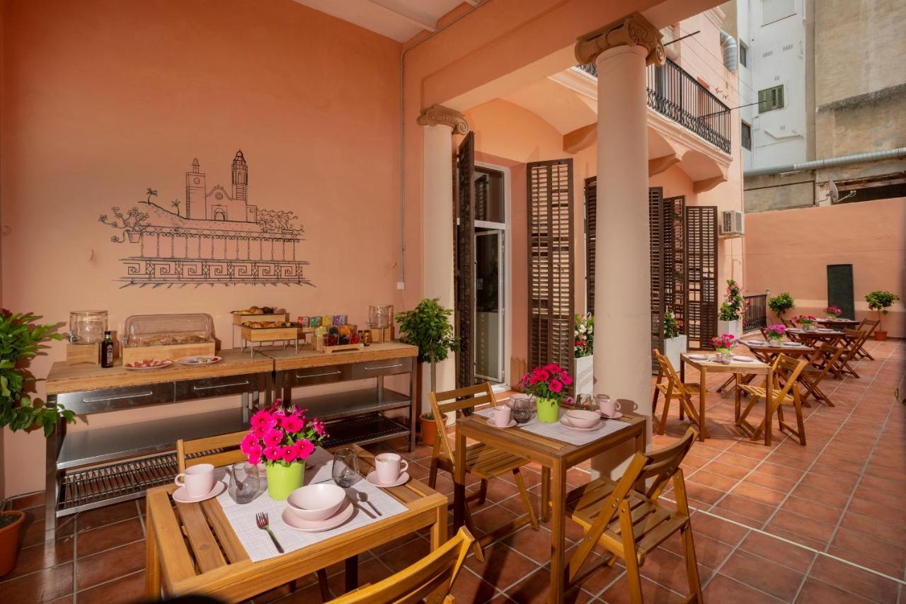 Antonios Hostal シッチェス エクステリア 写真