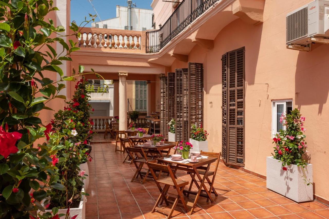 Antonios Hostal シッチェス エクステリア 写真