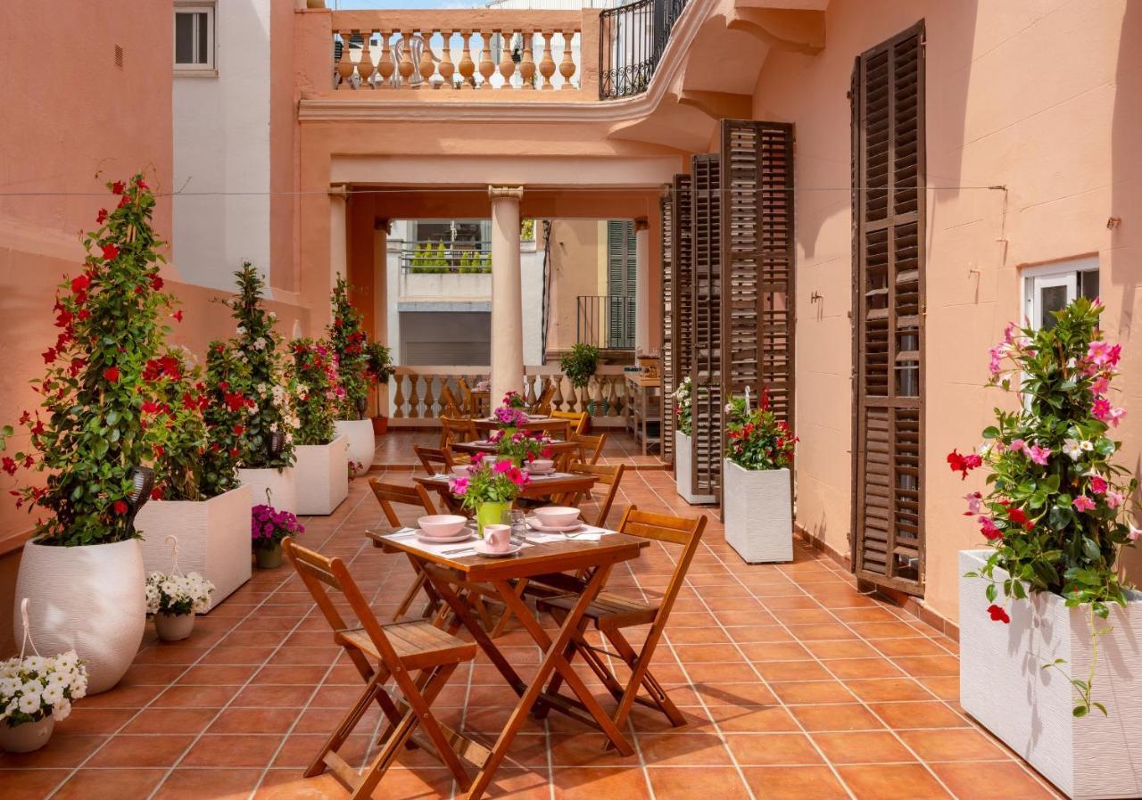 Antonios Hostal シッチェス エクステリア 写真