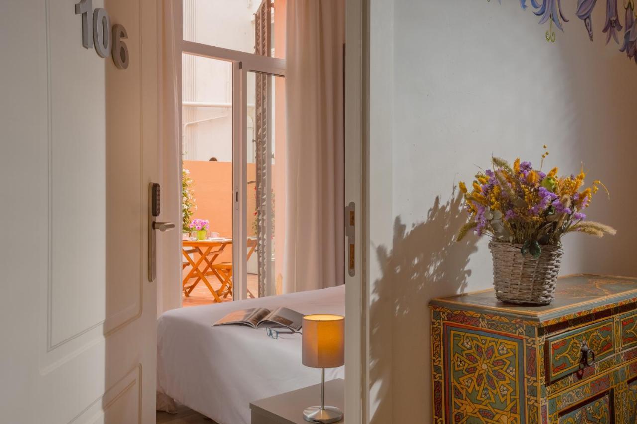 Antonios Hostal シッチェス エクステリア 写真
