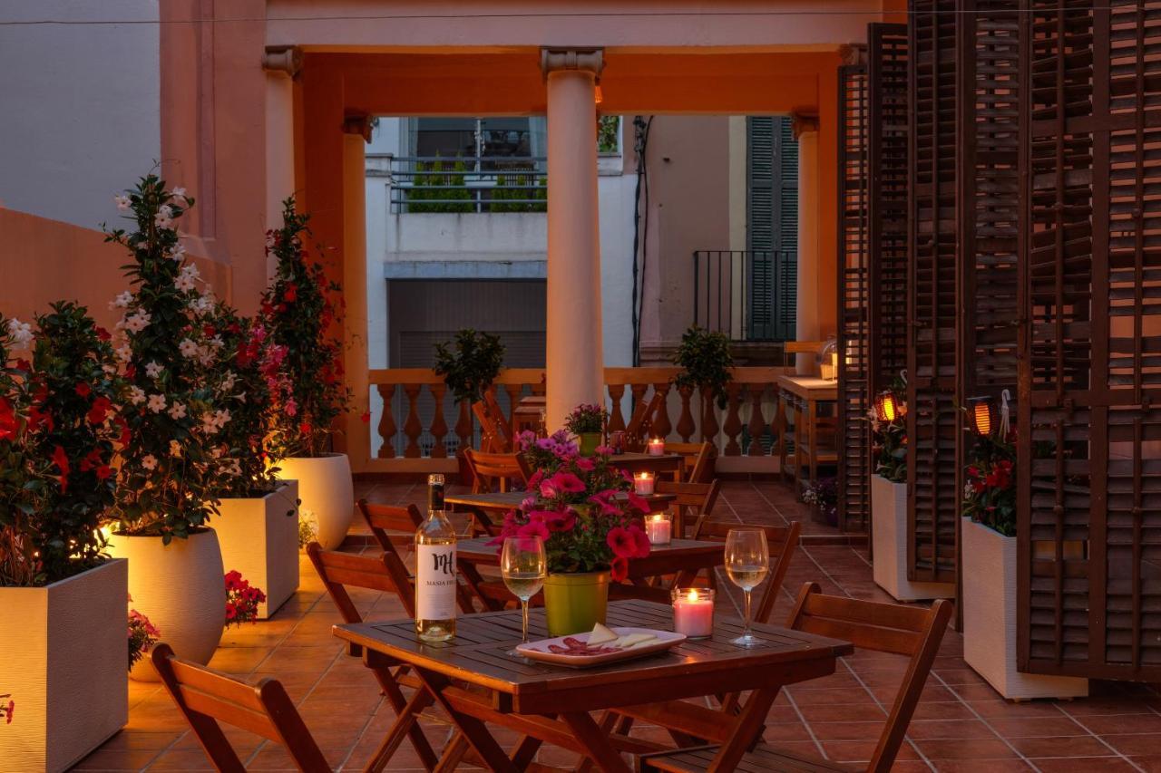 Antonios Hostal シッチェス エクステリア 写真